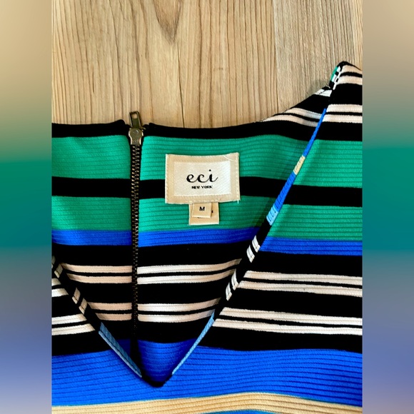 ECI faux wrap striped dress - back zipper size medium - Picture 2 of 4
